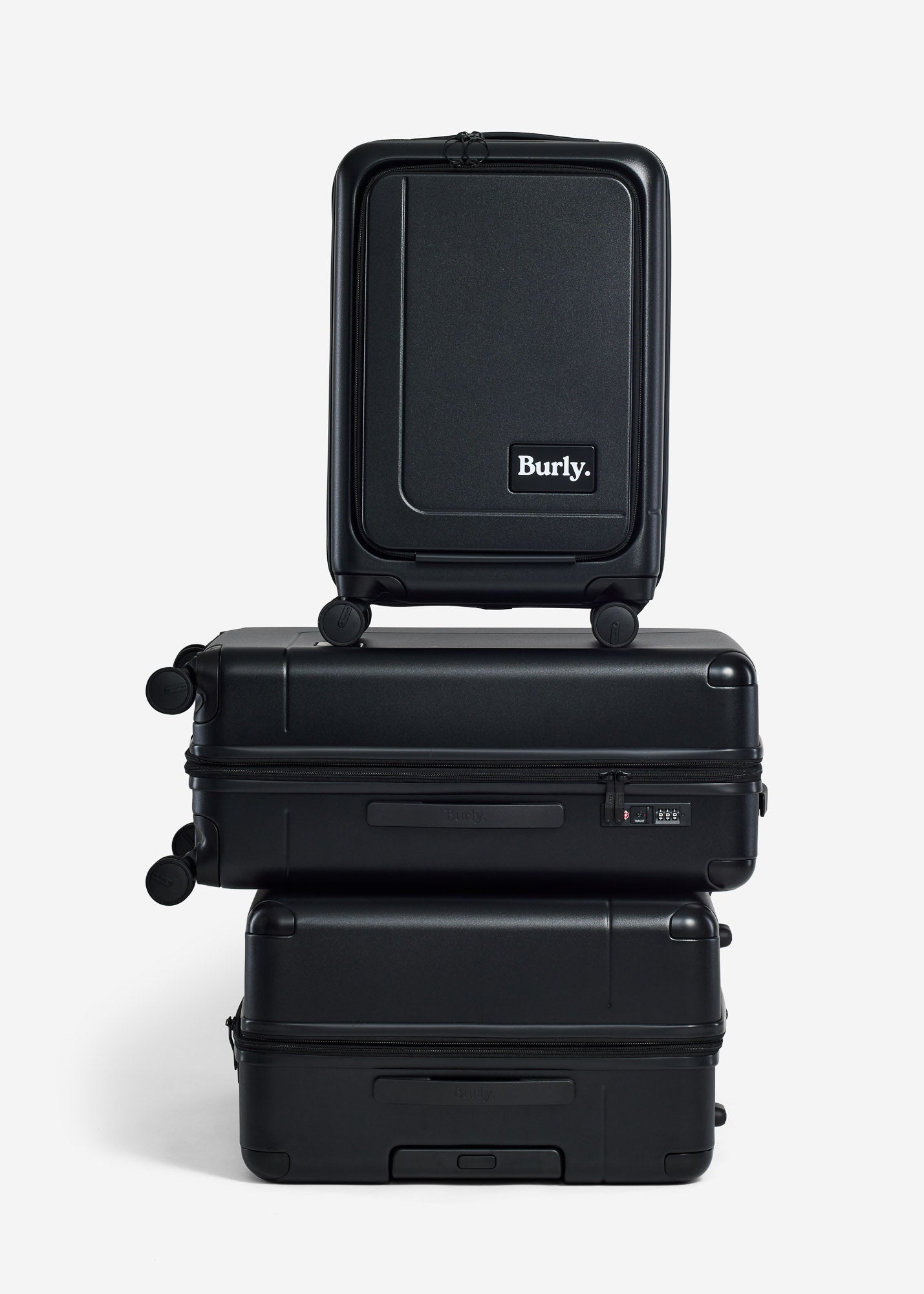 #colour_ultra black